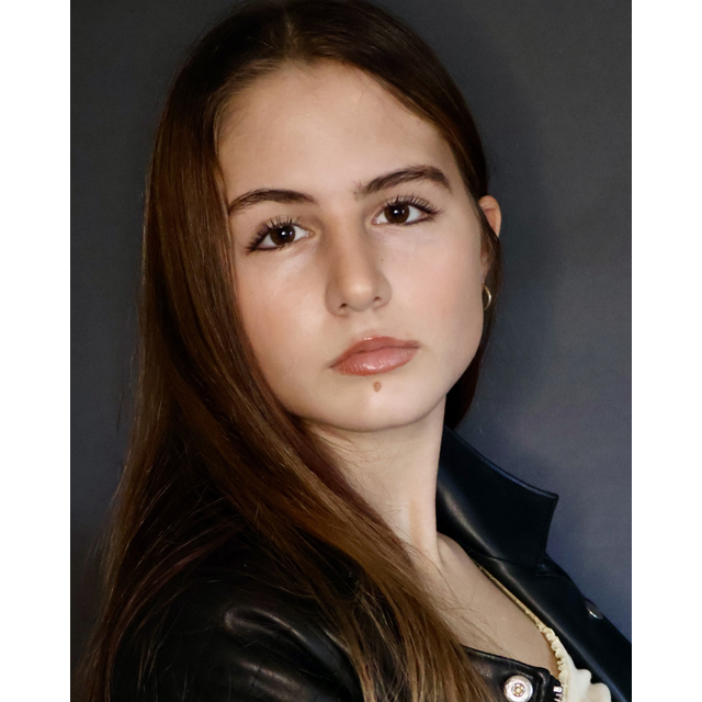 Ayla E